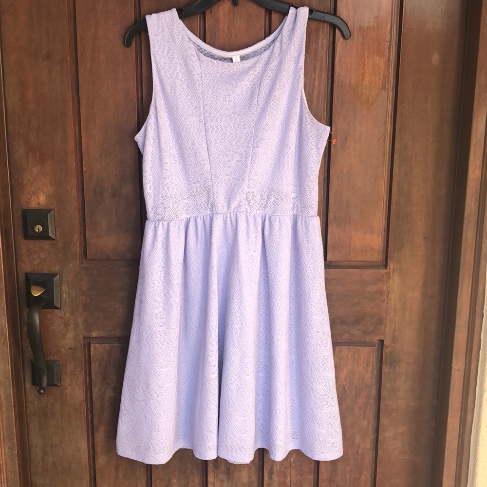 Super comfy and cute dress!